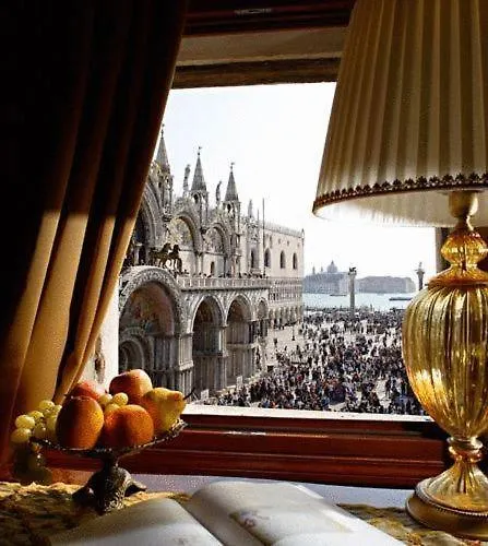 **  Best Windows Guest House Venice Italy